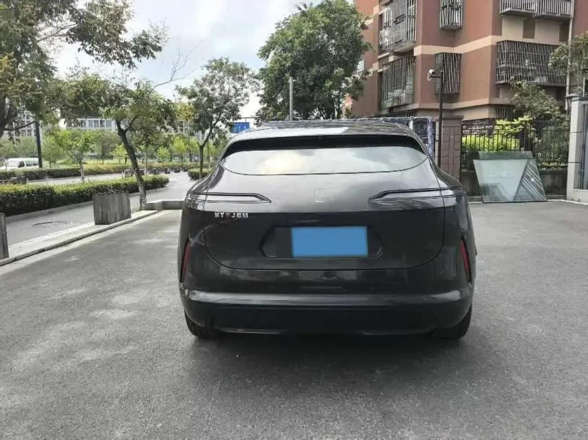 2024 Avatr 07 1.5T 156HP L4 REEV 39.05KWH 230km image 8