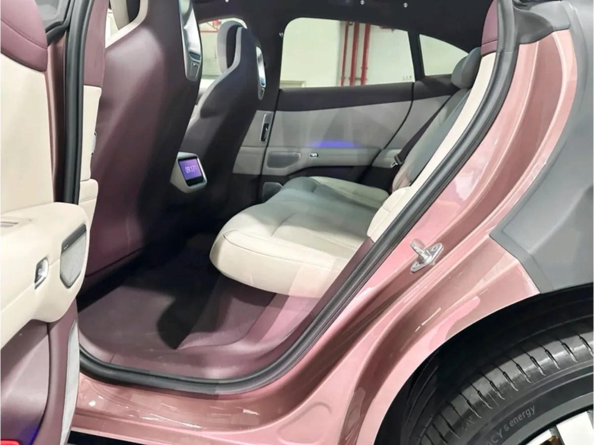 2025 Xiaomi YU7 BEV 101.7KWH image 8