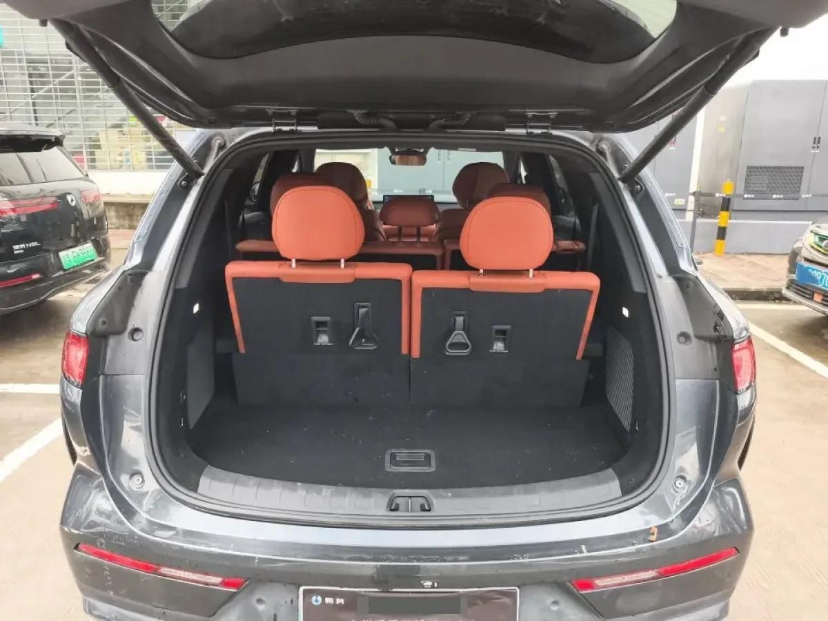 2025 BYD Tang L BEV image 8