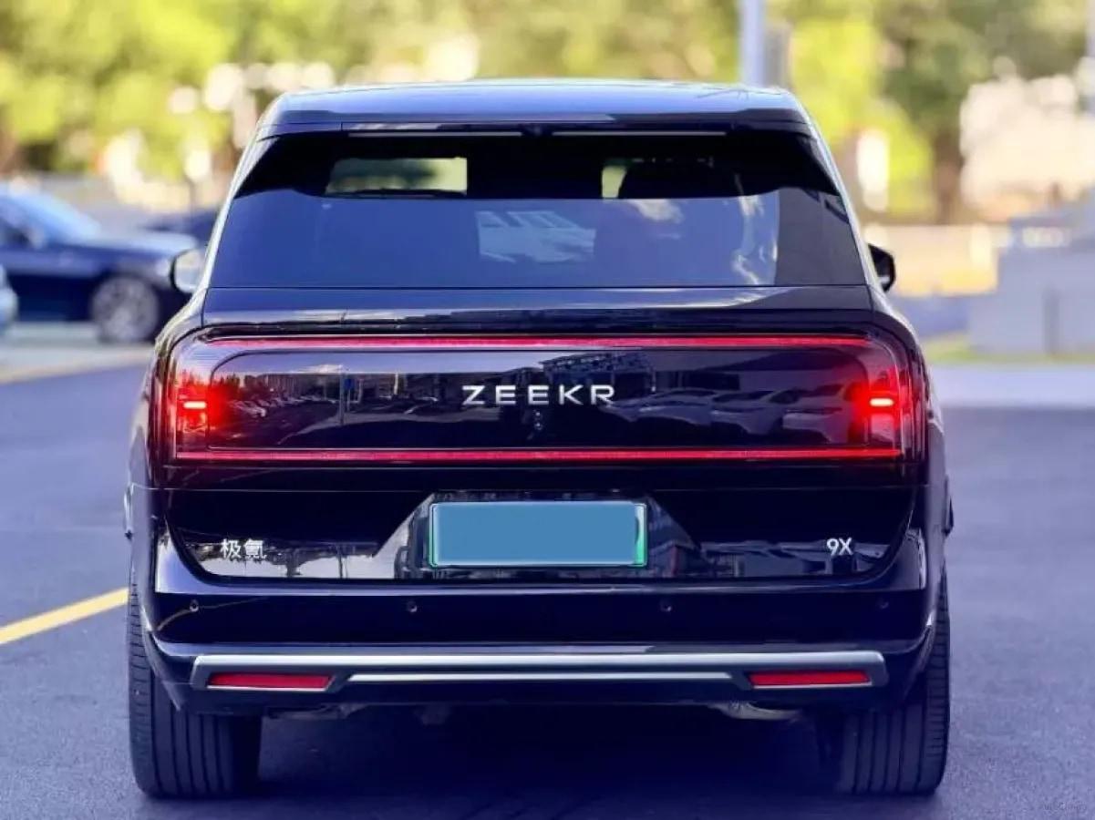2025 Zeekr 9X 2.0T 279HP L4 1DHT PHEV image 8
