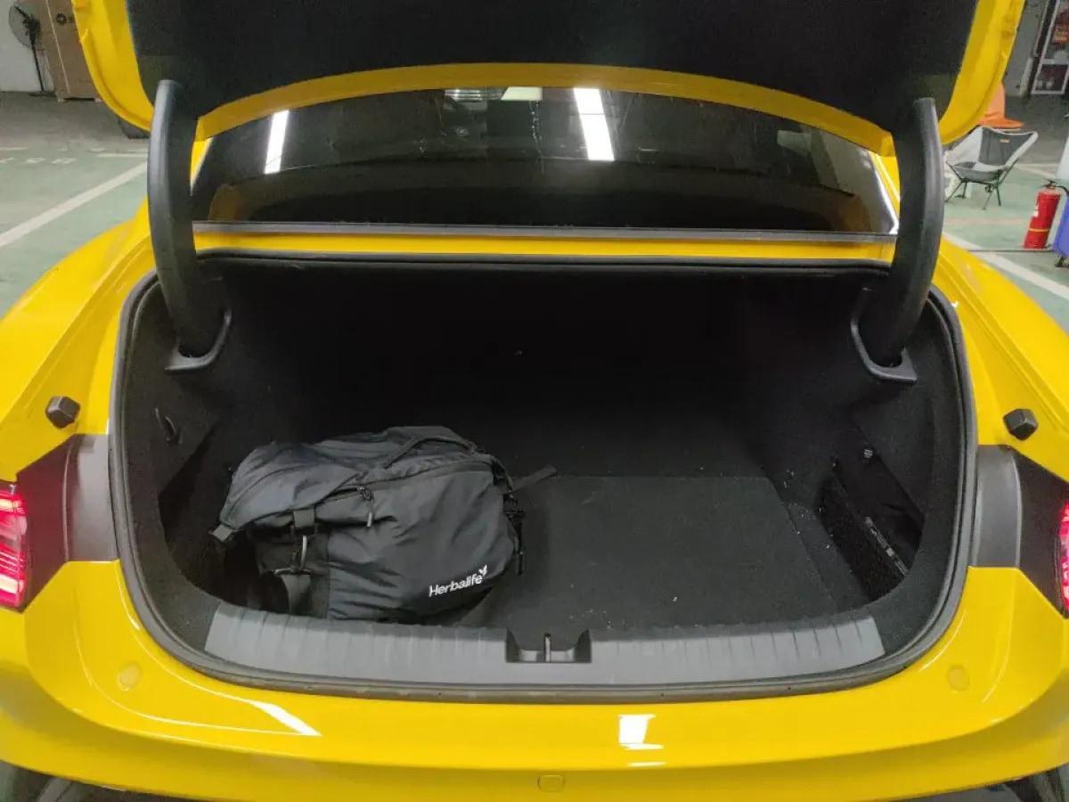 2025 Xiaomi SU7 Ultra BEV 93.7KWH image 8