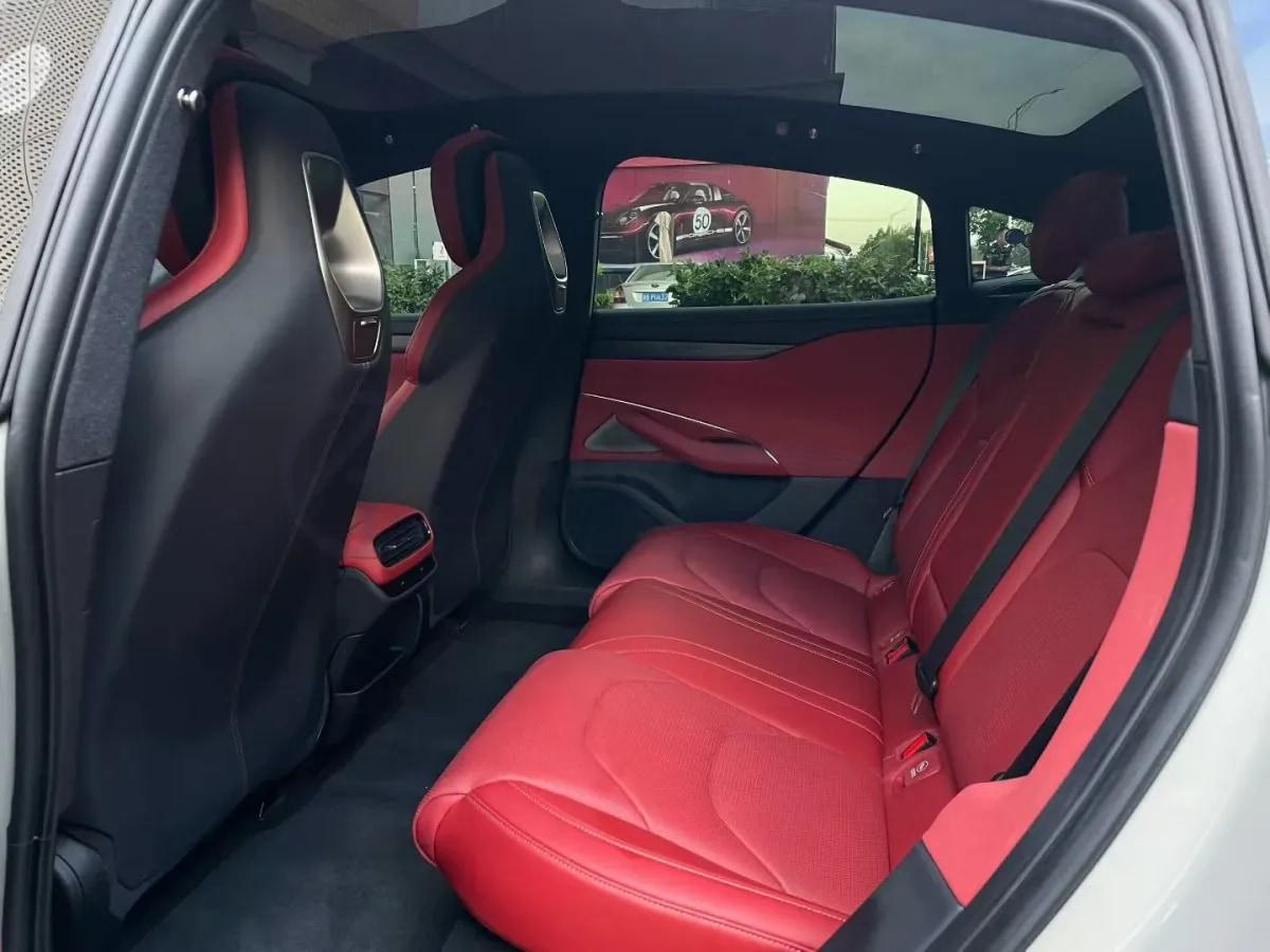 2024 Xiaomi SU7 BEV 94.3KWH image 8