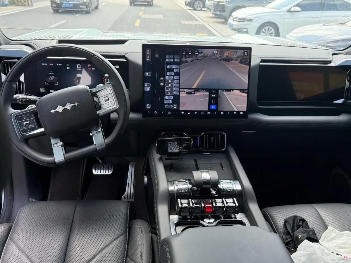 2025 FangChengBao Bao 8 2.0T 245HP L4 E-CVT PHEV 36.8KWH image 8