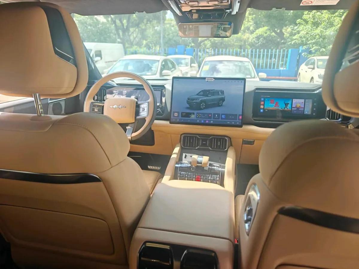 2025 FangChengBao Bao 8 2.0T 245HP L4 E-CVT PHEV 36.8KWH image 8