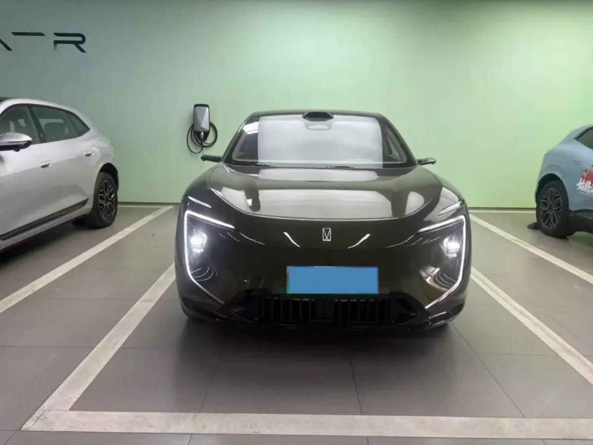 2024 Avatr 07 BEV 82.16KWH 610km image 8