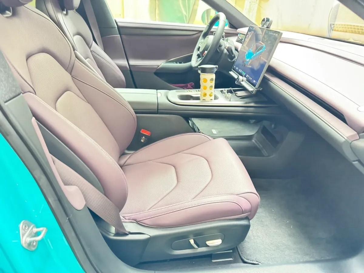 2024 Xiaomi SU7 BEV 73.6KWH 700km image 8
