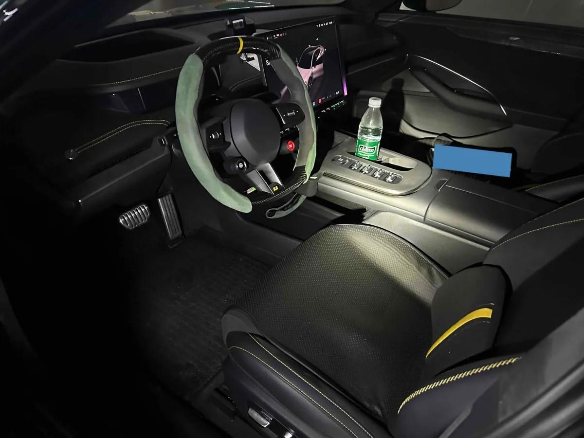 2025 Xiaomi SU7 Ultra BEV 93.7KWH 630km image 8
