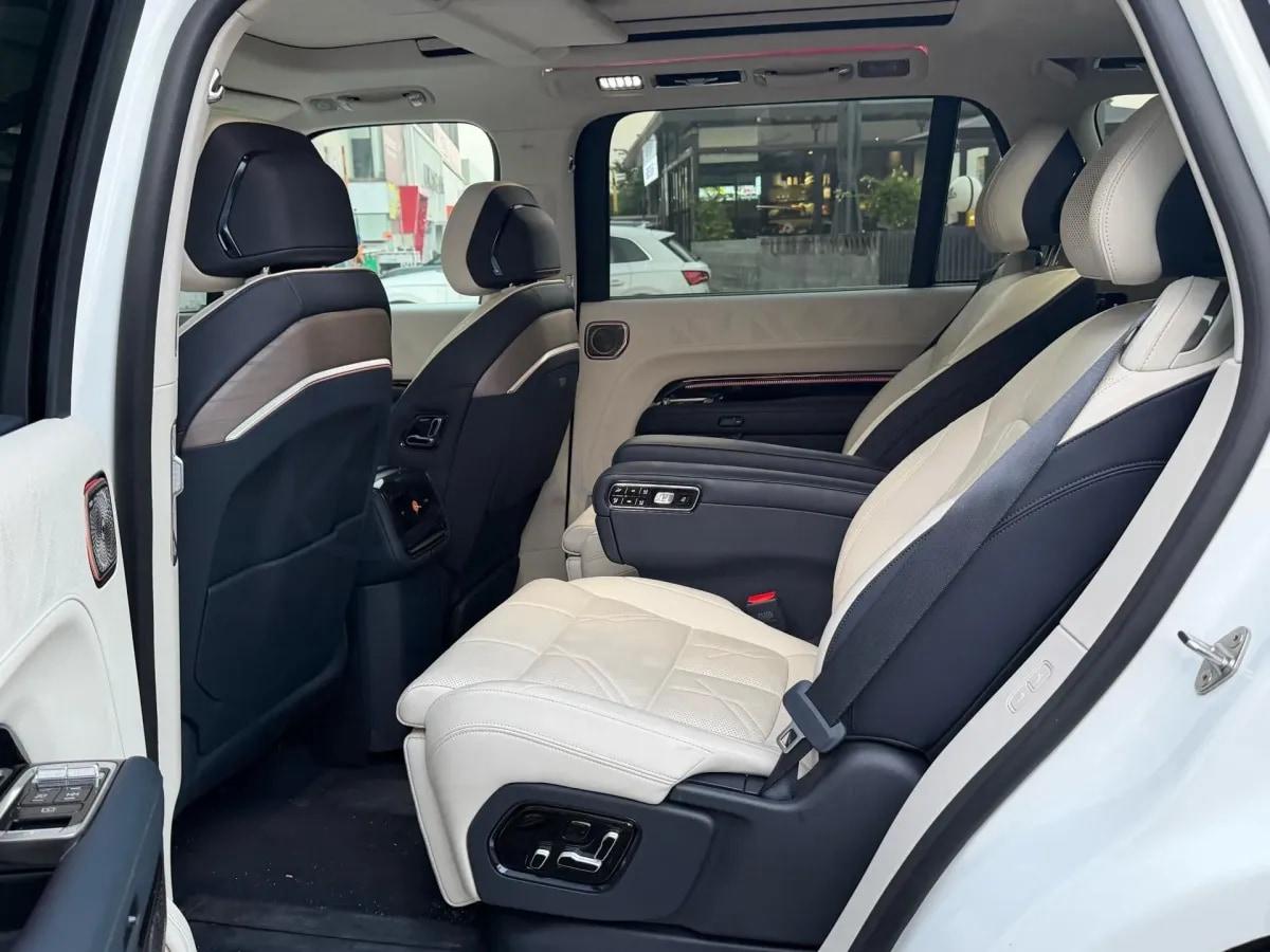 2025 Zeekr 9X 2.0T 279HP L4 1DHT PHEV 70KWH 380km image 8