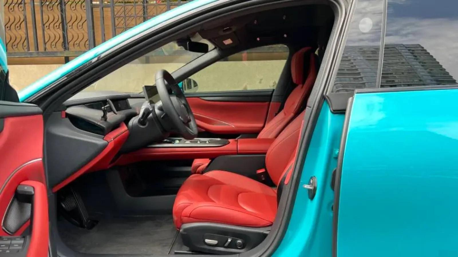 2024 Xiaomi SU7 BEV 73.6KWH image 8