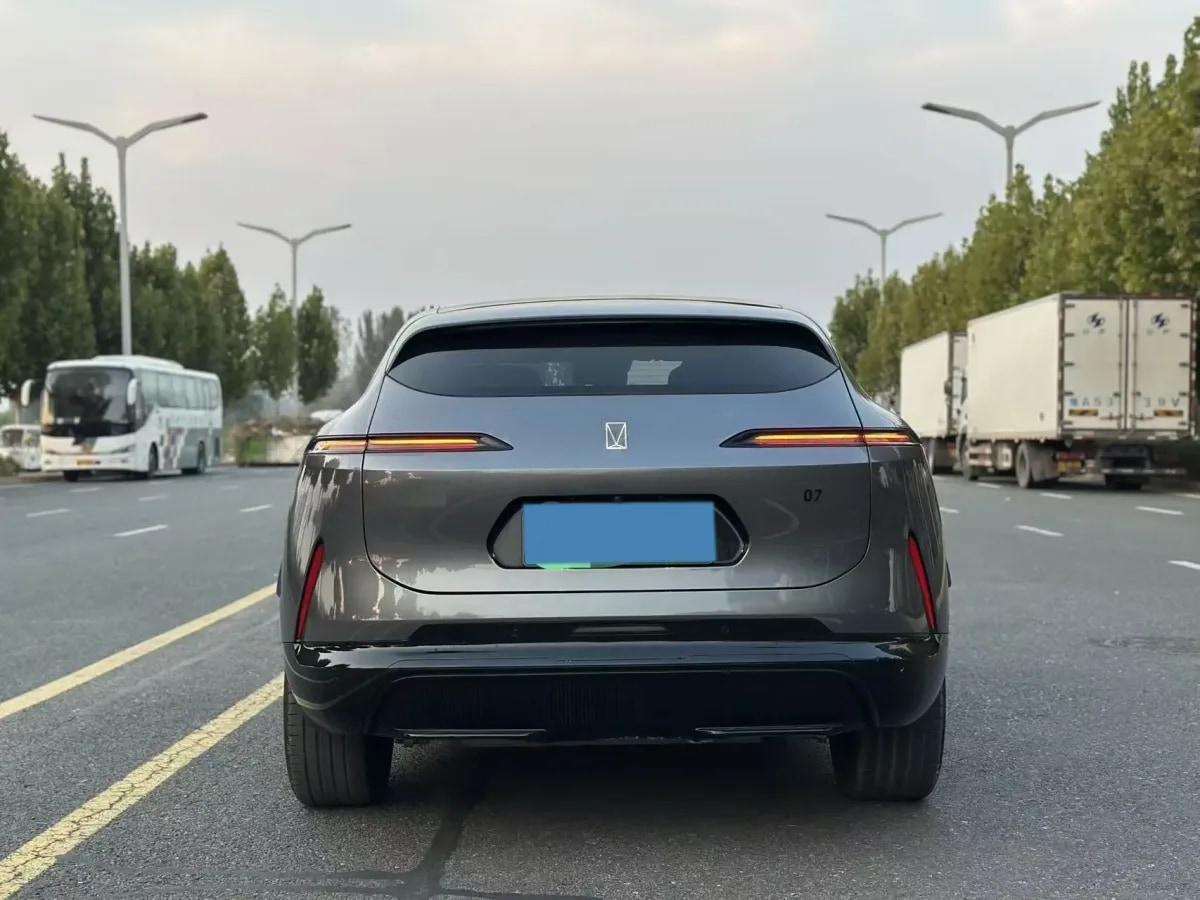 2024 Avatr 07 1.5T 156HP L4 REEV 39.05KWH 230km image 8