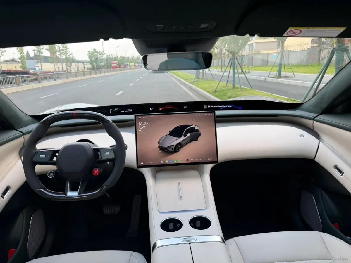 2025 Xiaomi YU7 BEV 101.7KWH image 8