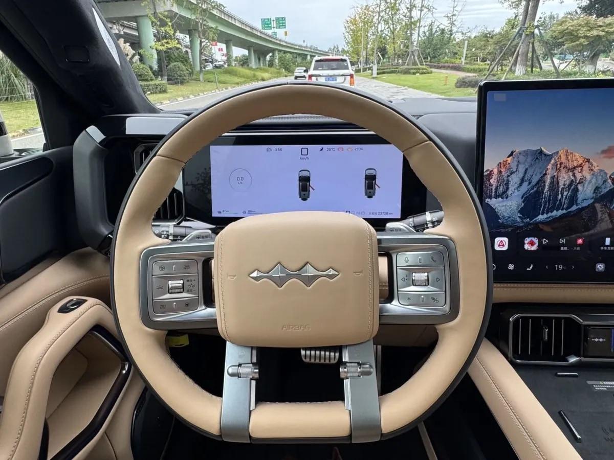 2025 Fang Cheng Bao Bao 8 2.0T 245HP L4 E-CVT PHEV 36.8KWH image 8