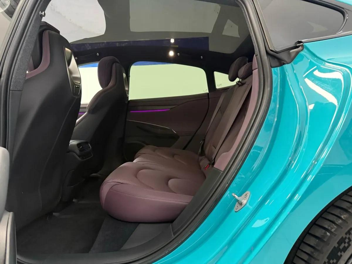 2024 Xiaomi SU7 BEV 73.6KWH image 8