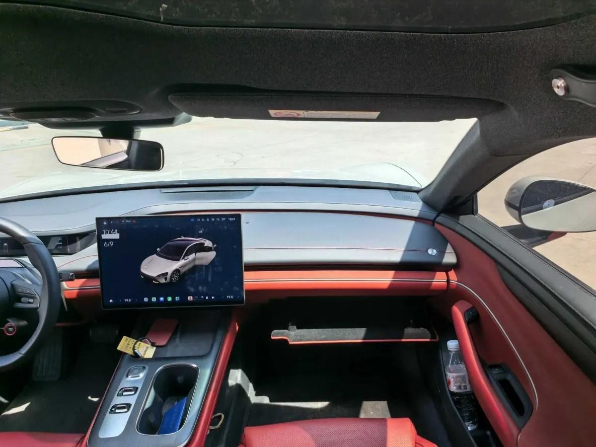 2024 Xiaomi SU7 BEV 73.6KWH image 8