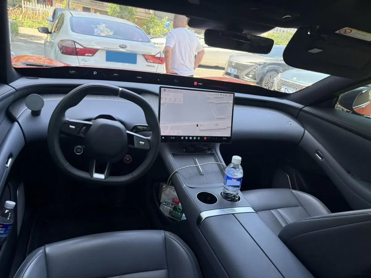2025 Xiaomi YU7 BEV 96.3KWH image 8