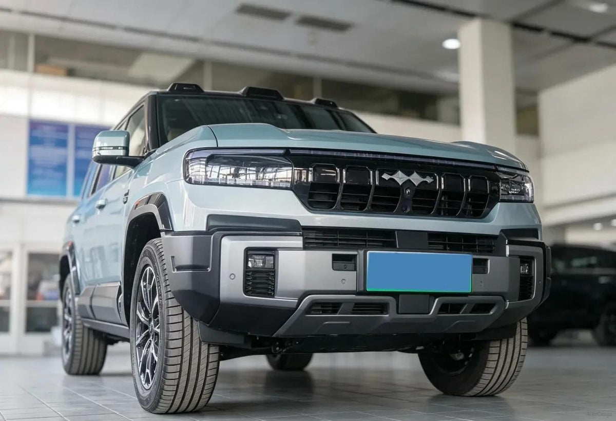 2025 FangChengBao Bao 8 2.0T 245HP L4 E-CVT PHEV 36.8KWH image 8