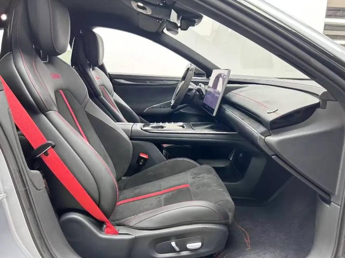 2025 Xiaomi SU7 Ultra BEV 93.7KWH 630km image 8