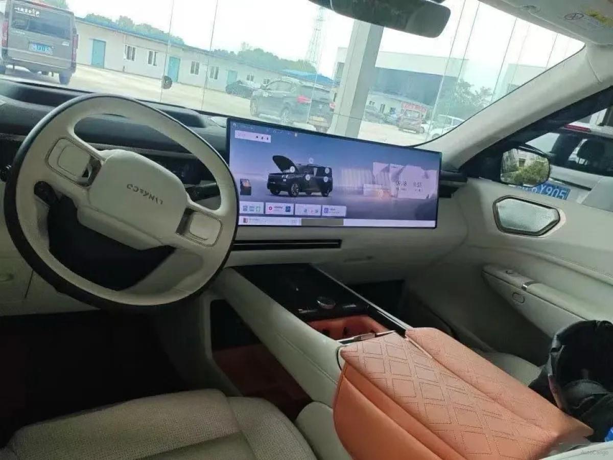 2025 LYNK&CO 900 2.0T 254HP L4 3DHT PHEV 52.38KWH 280km image 8