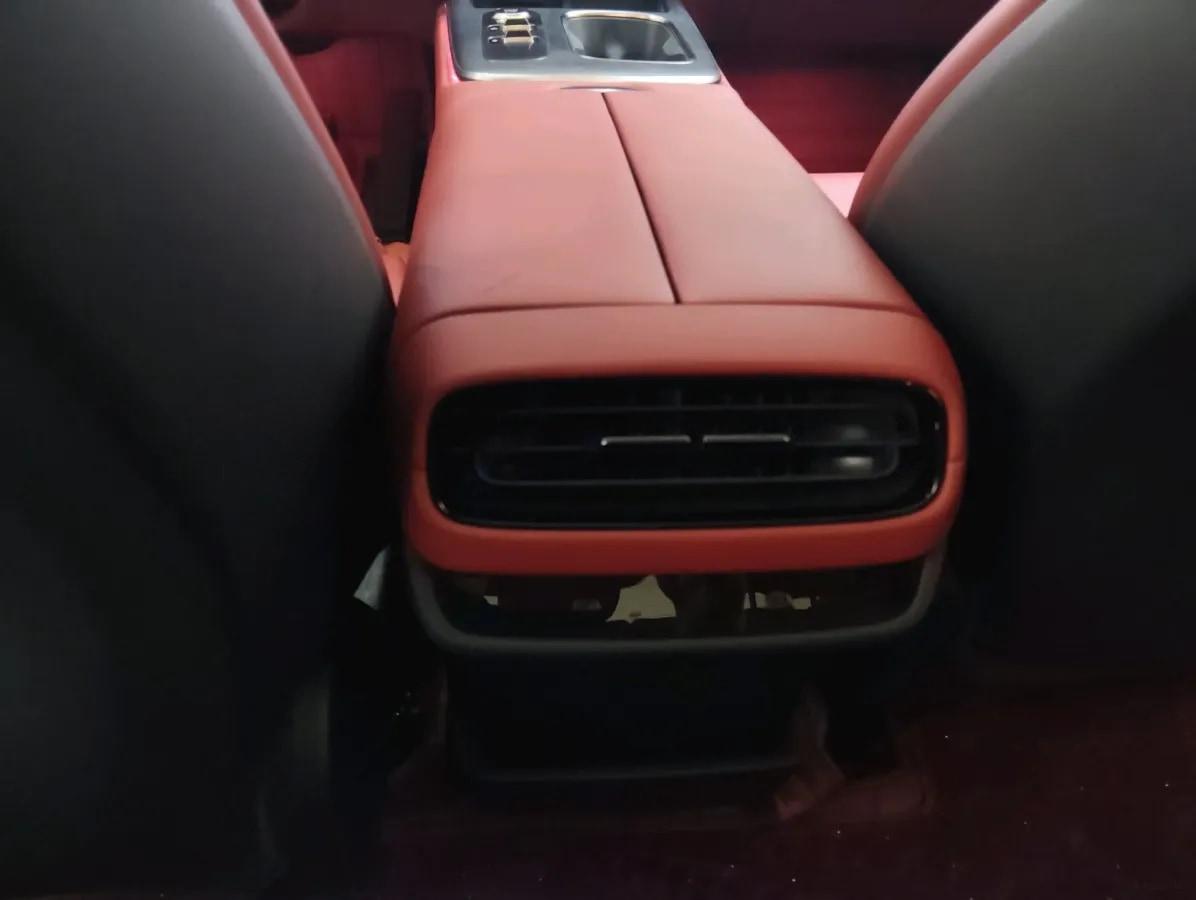 2024 Xiaomi SU7 BEV 73.6KWH 700km image 8