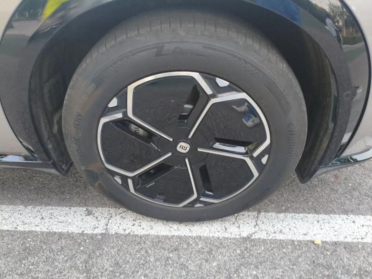 2025 Xiaomi YU7 BEV 96.3KWH 835km image 8