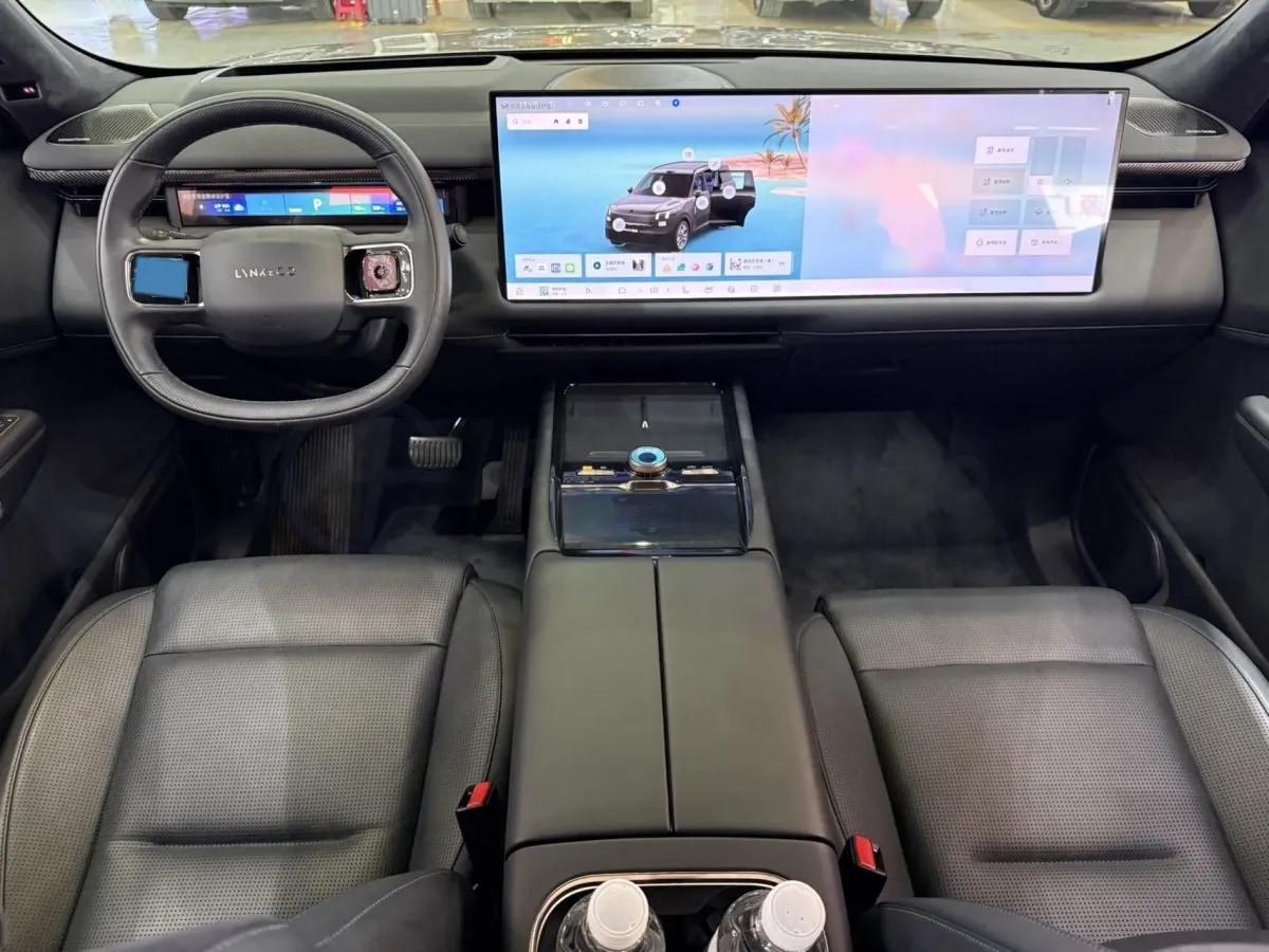 2025 LYNK&CO 900 2.0T 254HP L4 3DHT PHEV 52.38KWH 280km image 8