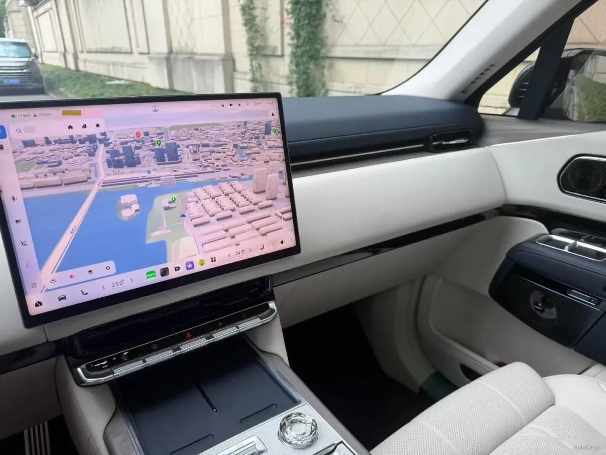 2025 Zeekr 9X 2.0T 279HP L4 1DHT PHEV 70KWH 380km image 8