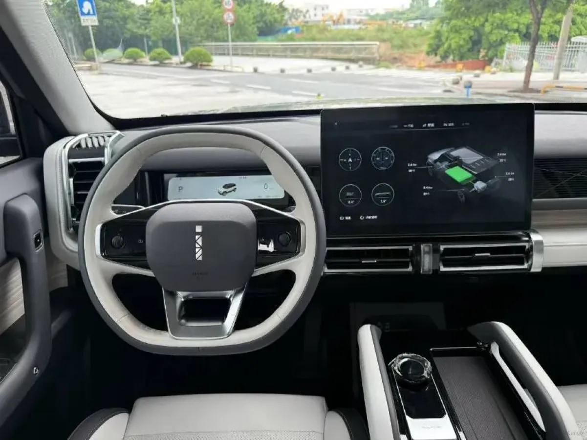 2024 iCAR iCAR 03 BEV 65.69KWH 472km image 8