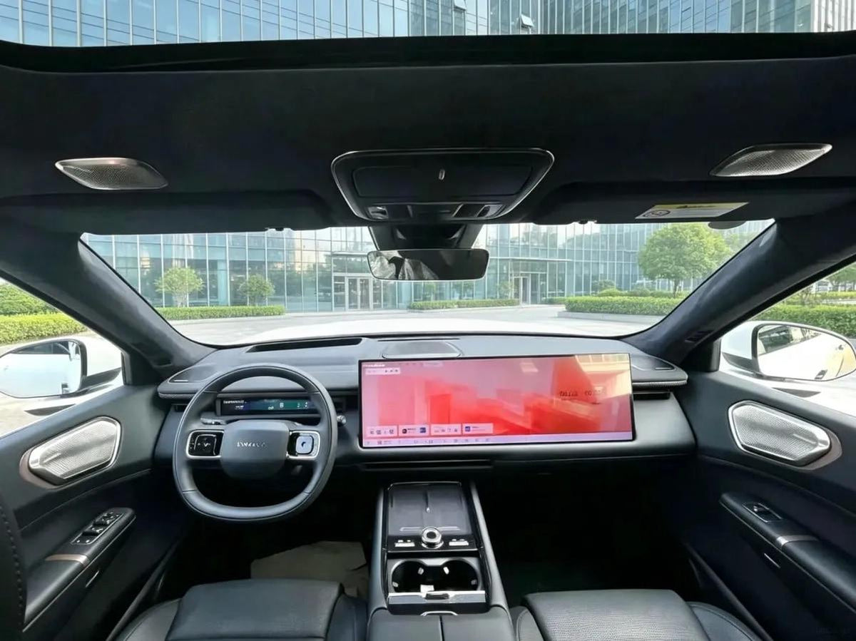2025 LYNK&CO 900 2.0T 254HP L4 3DHT PHEV 52.38KWH 280km image 8