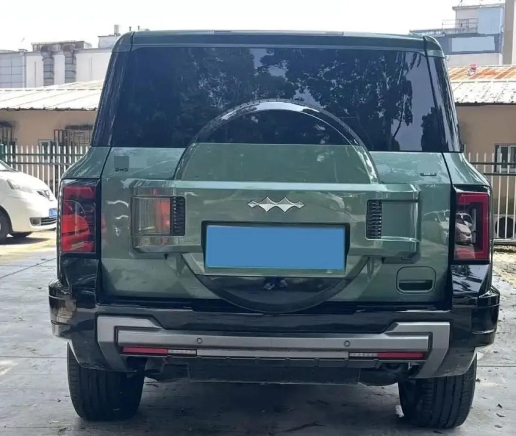 2025 FangChengBao Bao 8 2.0T 245HP L4 E-CVT PHEV 36.8KWH image 8
