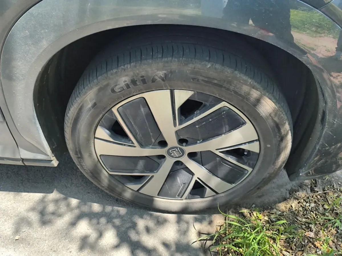 2025 BYD Tang L 1.5T 156HP L4 E-CVT PHEV 35.6KWH 200km image 8