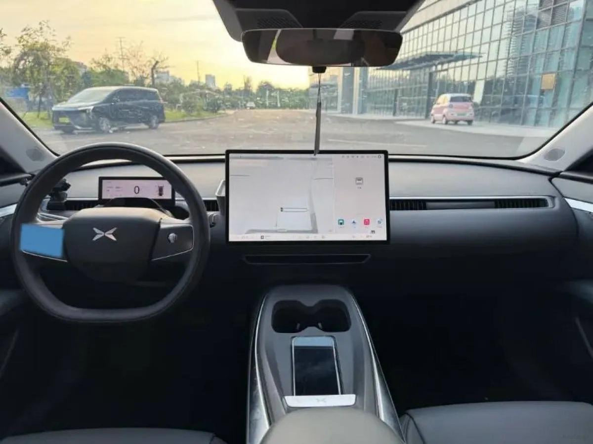 2024 Xpeng MONA M03 BEV 51.8KWH image 8