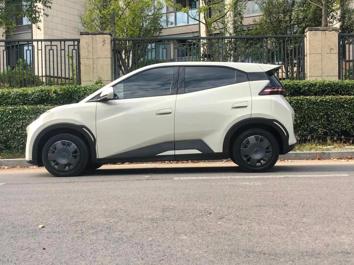 2025 BYD Seagull BEV 30.08KWH 305km image 8