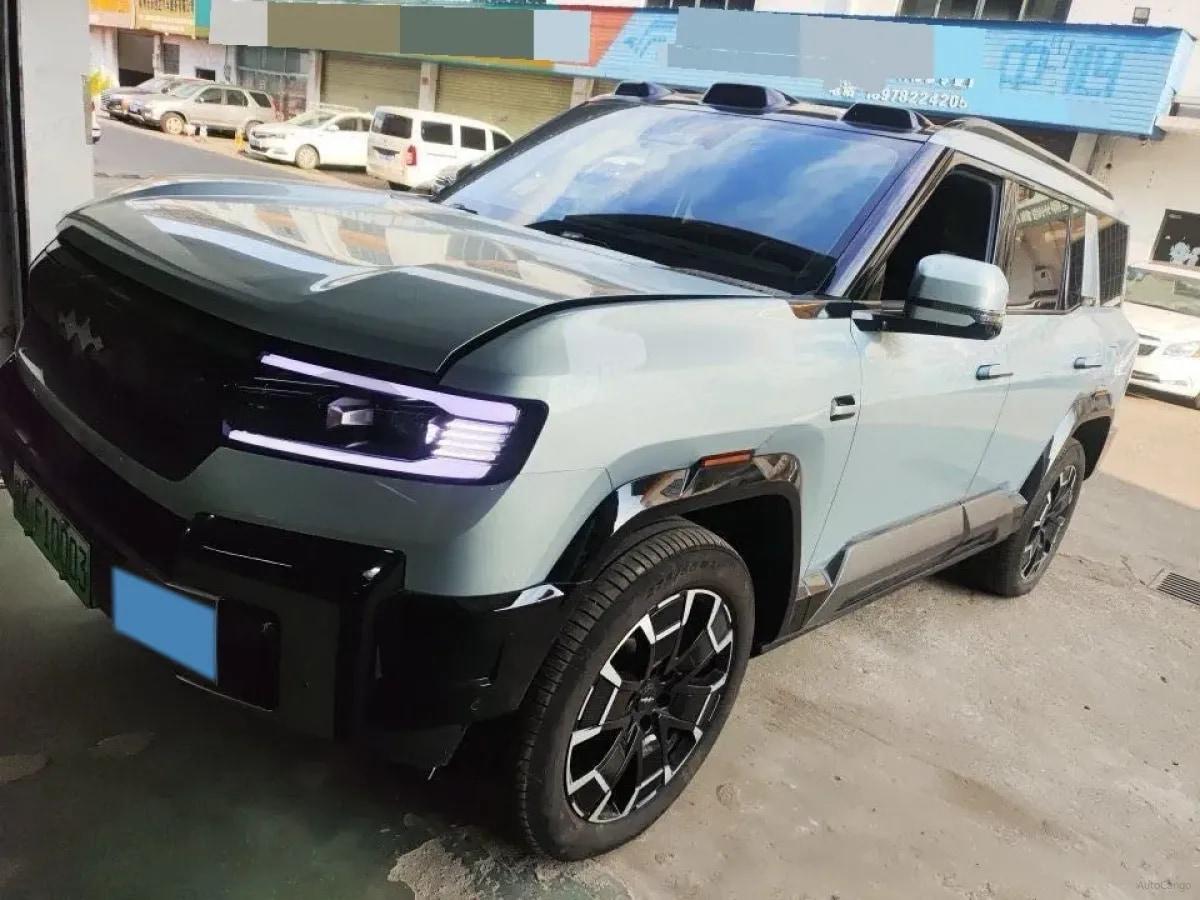 2025 Fang Cheng Bao Bao 8 2.0T 245HP L4 E-CVT PHEV 36.8KWH image 8