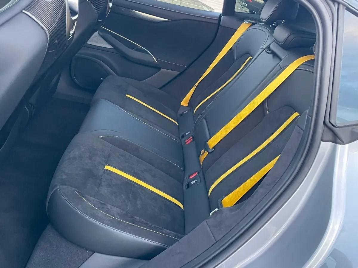 2025 Xiaomi SU7 Ultra BEV 93.7KWH 630km image 8