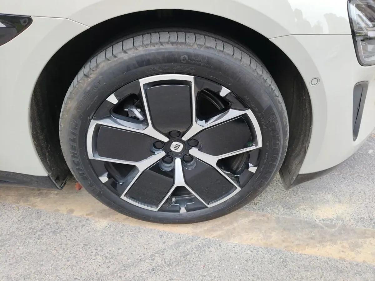 2024 Xiaomi SU7 BEV 73.6KWH 700km image 8