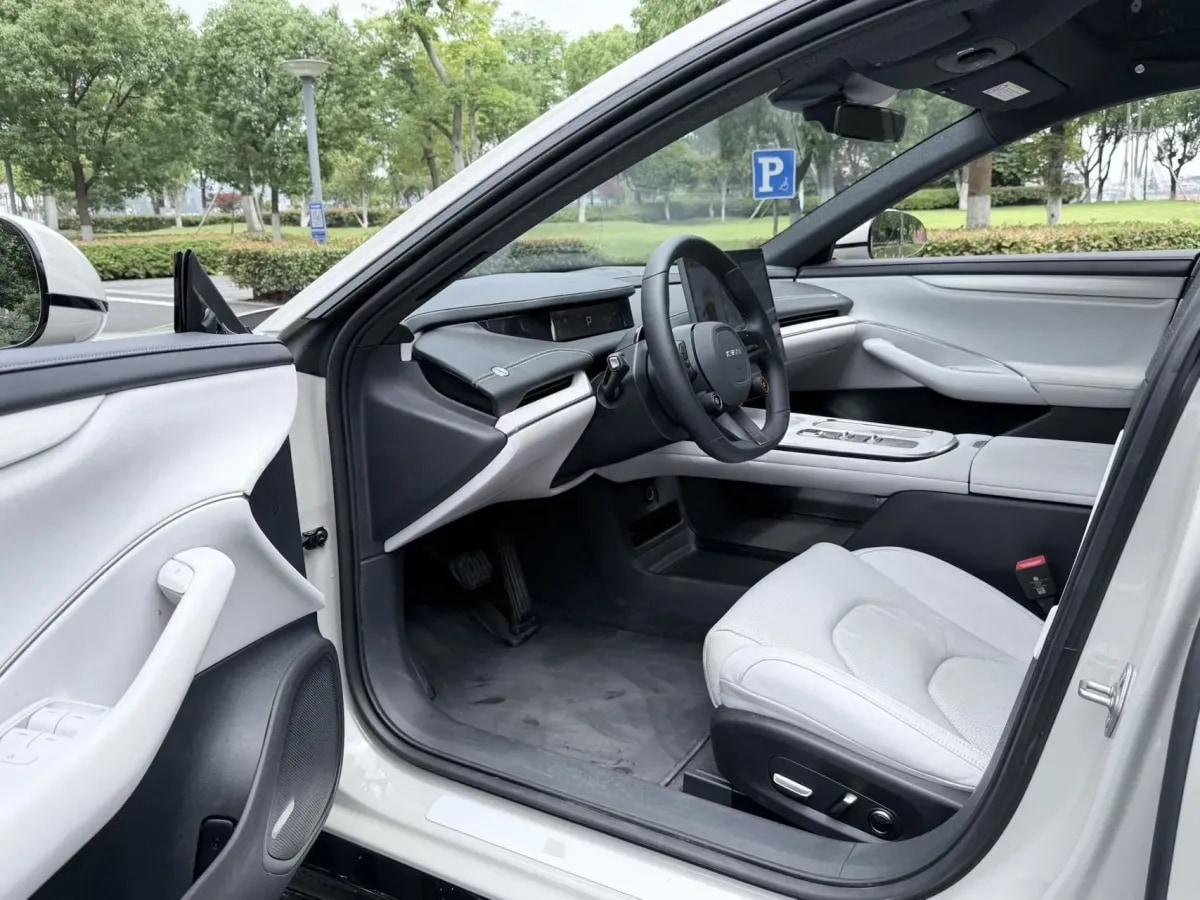 2024 Xiaomi SU7 BEV 94.3KWH image 8