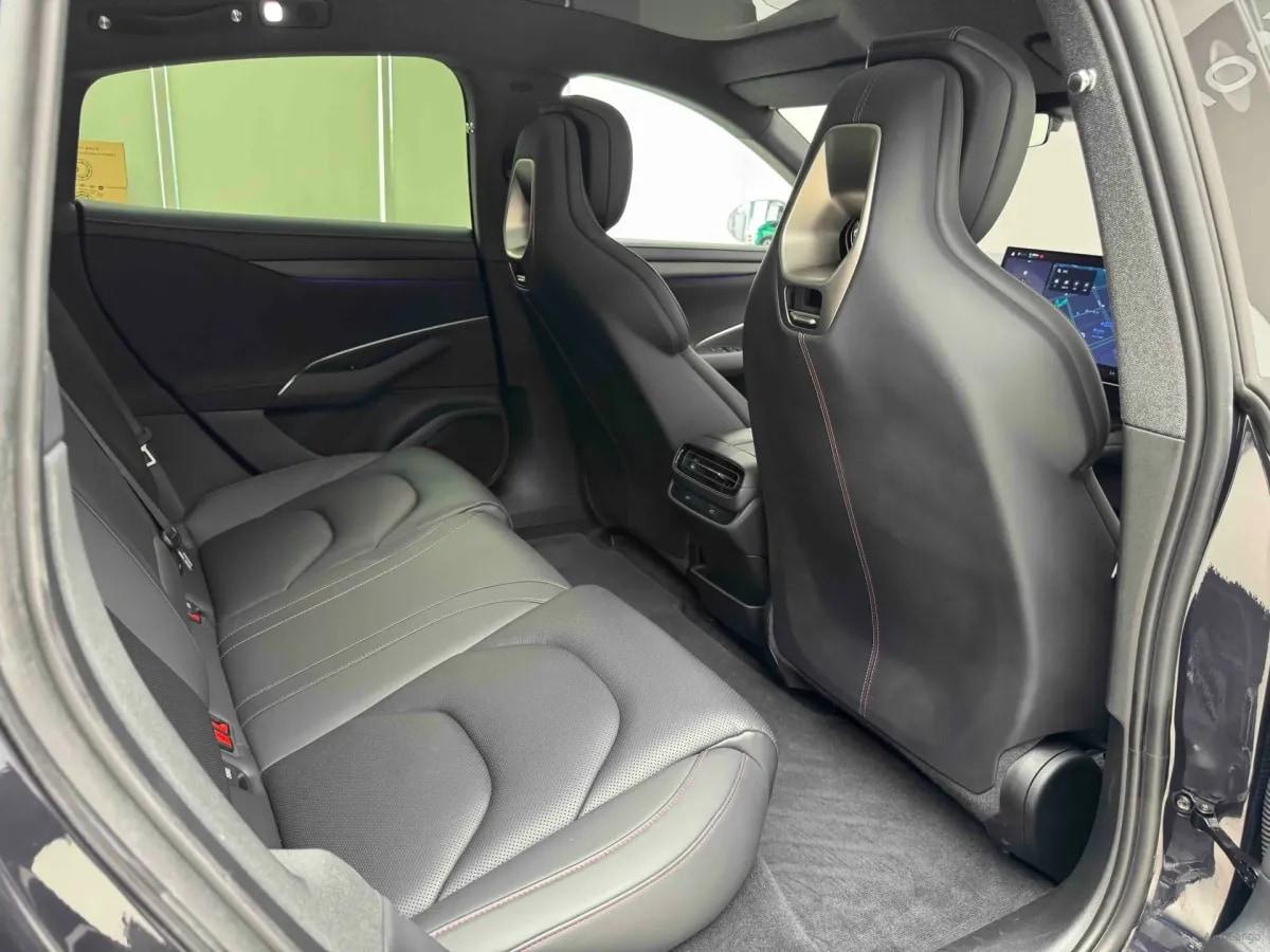 2024 Xiaomi SU7 BEV 73.6KWH 700km image 8