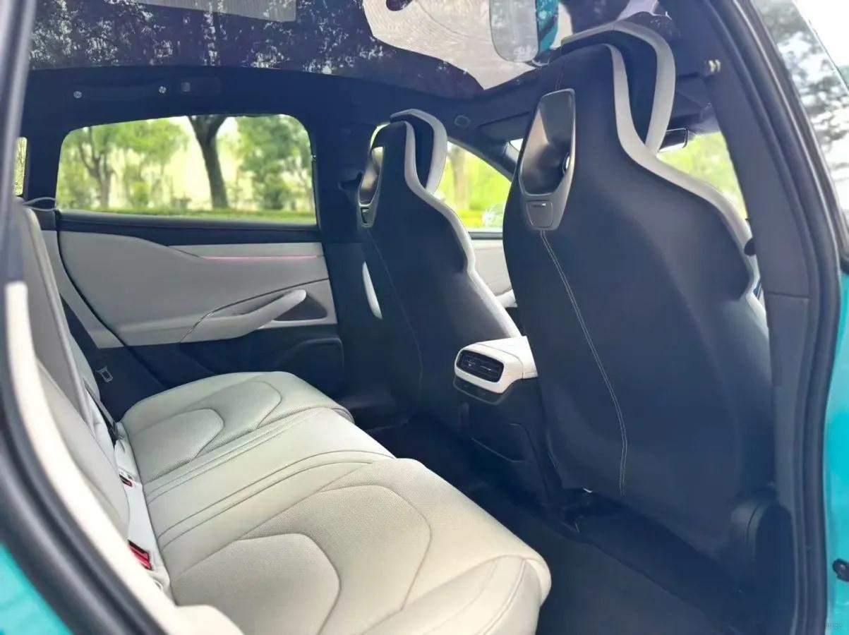 2024 Xiaomi SU7 BEV 101KWH image 8