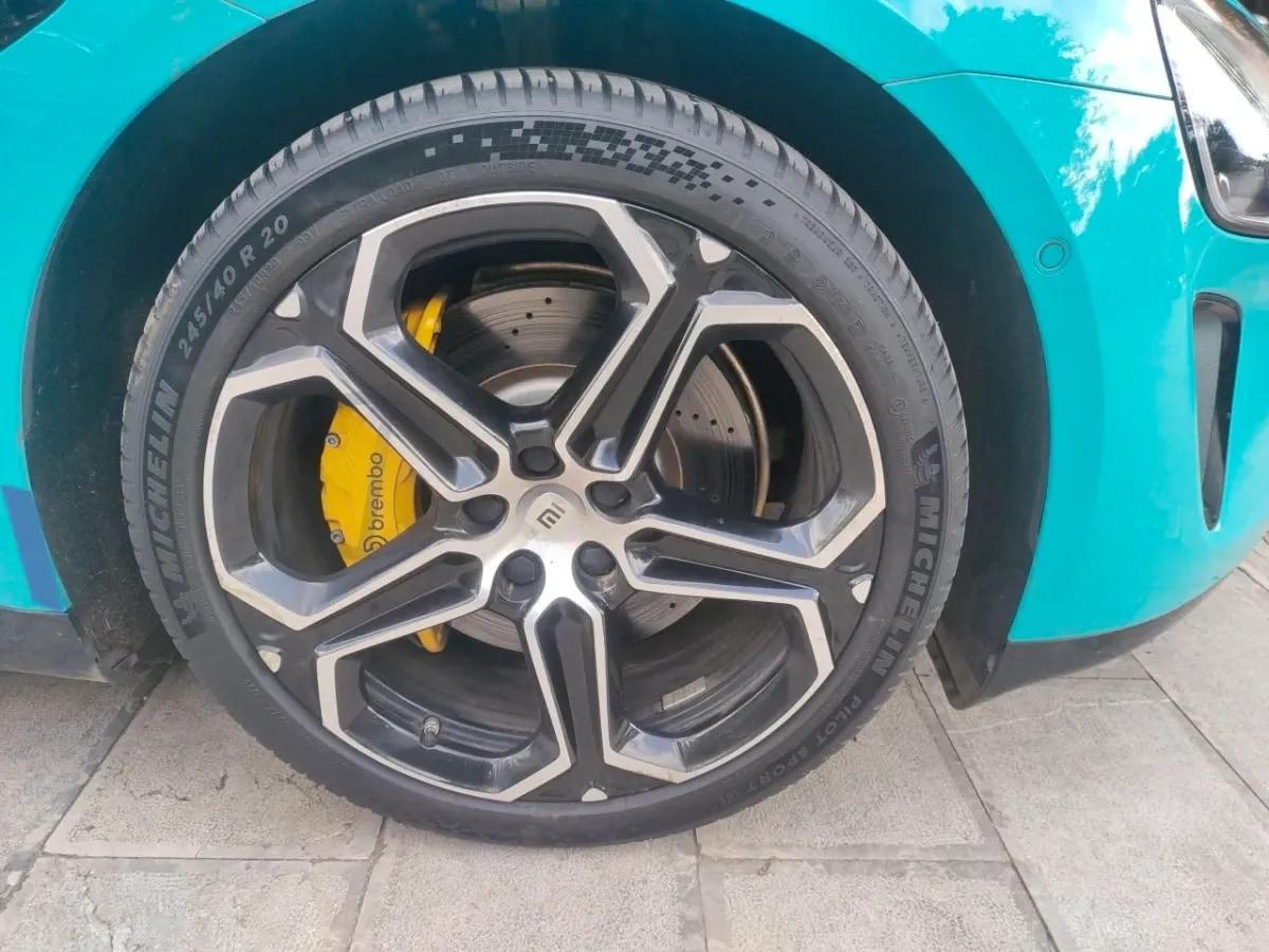 2024 Xiaomi SU7 BEV 73.6KWH image 8