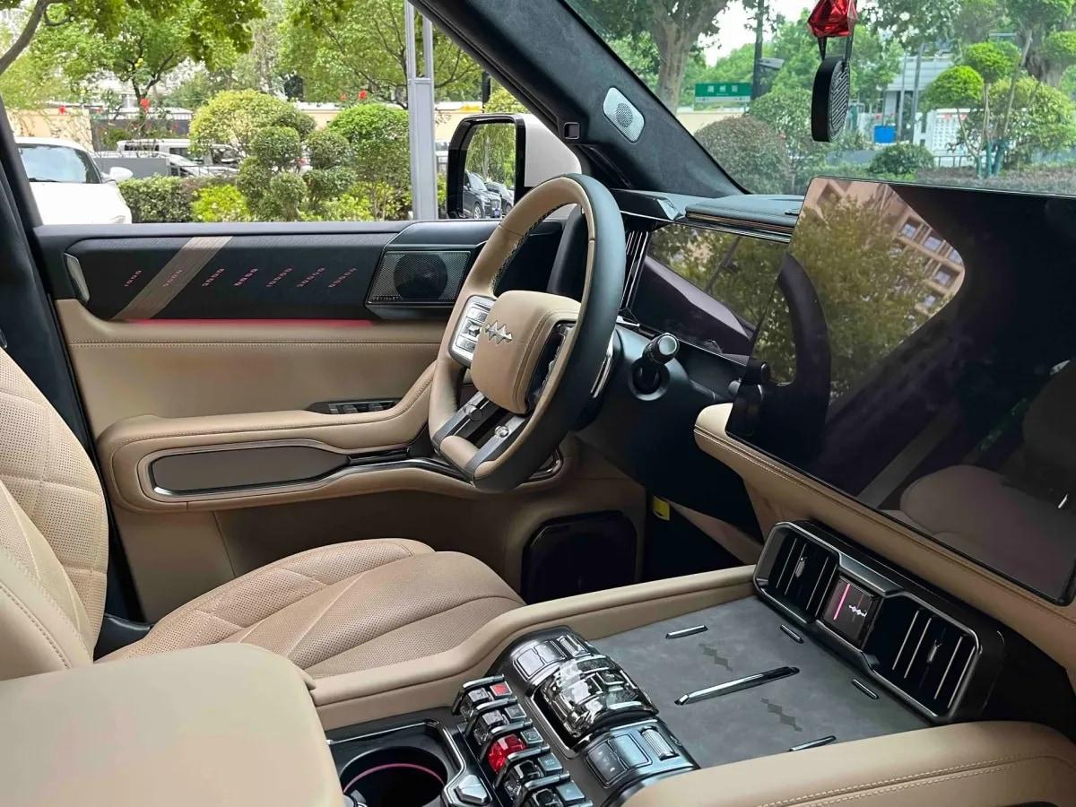 2025 Fang Cheng Bao Bao 8 2.0T 245HP L4 E-CVT PHEV 36.8KWH image 8