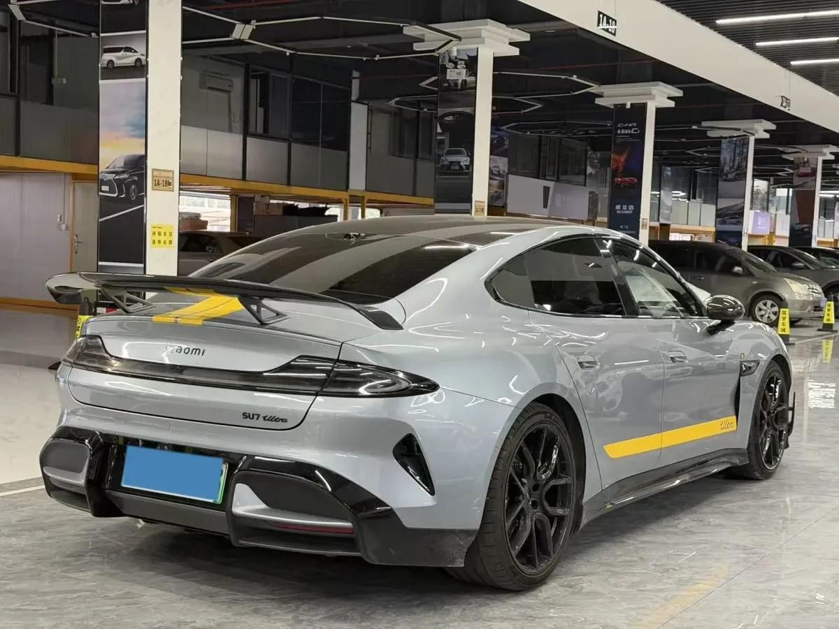2025 Xiaomi SU7 Ultra BEV 93.7KWH 630km image 8