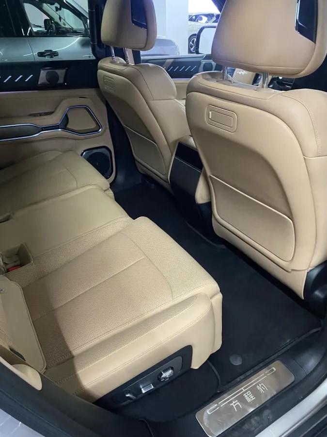 2025 FangChengBao Bao 8 2.0T 245HP L4 E-CVT PHEV 36.8KWH image 8
