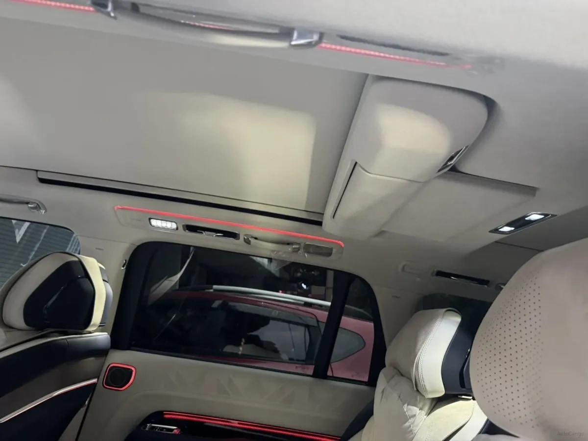 2025 Zeekr 9X 2.0T 279HP L4 1DHT PHEV image 8