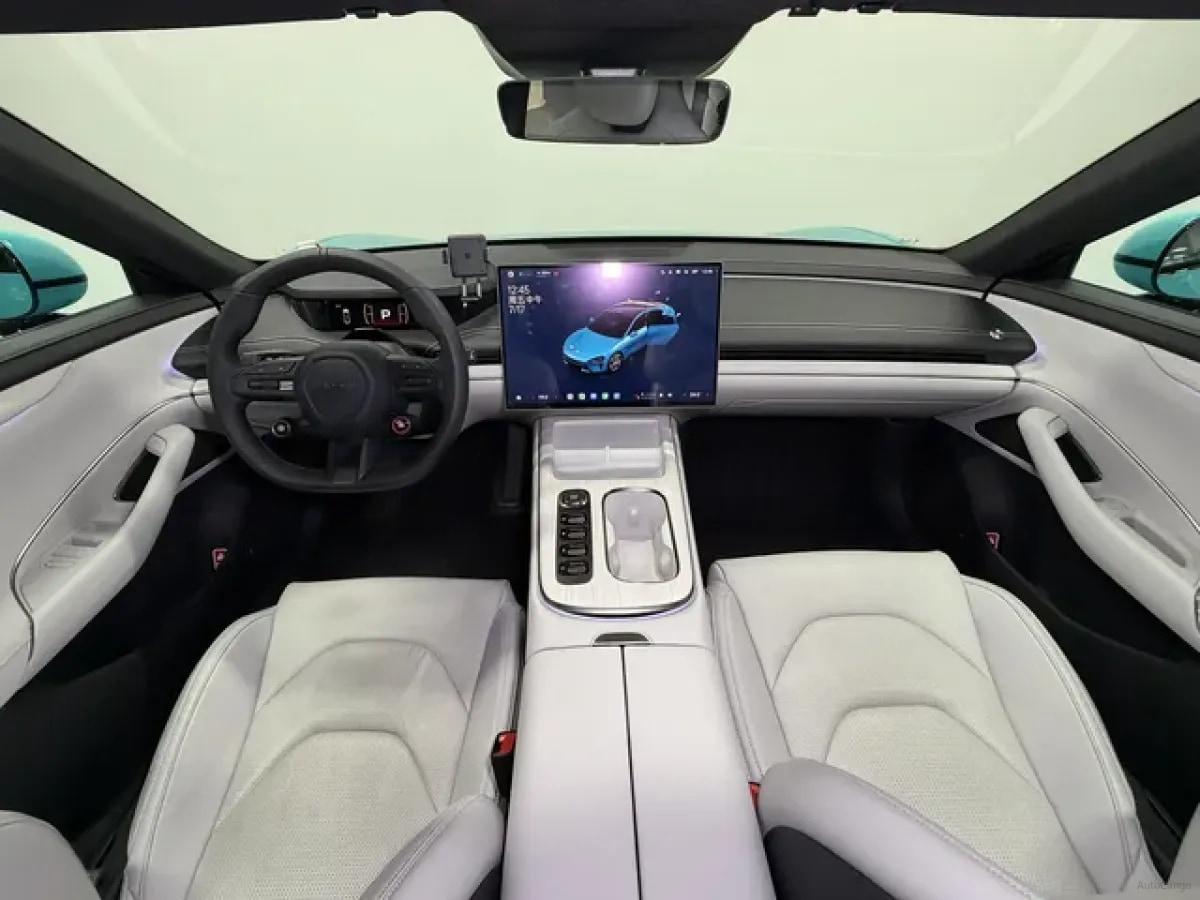 2024 Xiaomi SU7 BEV 94.3KWH image 8