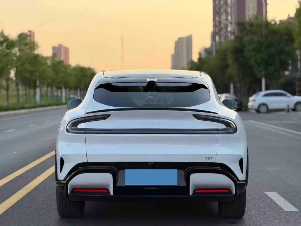 2025 Xiaomi YU7 BEV image 8