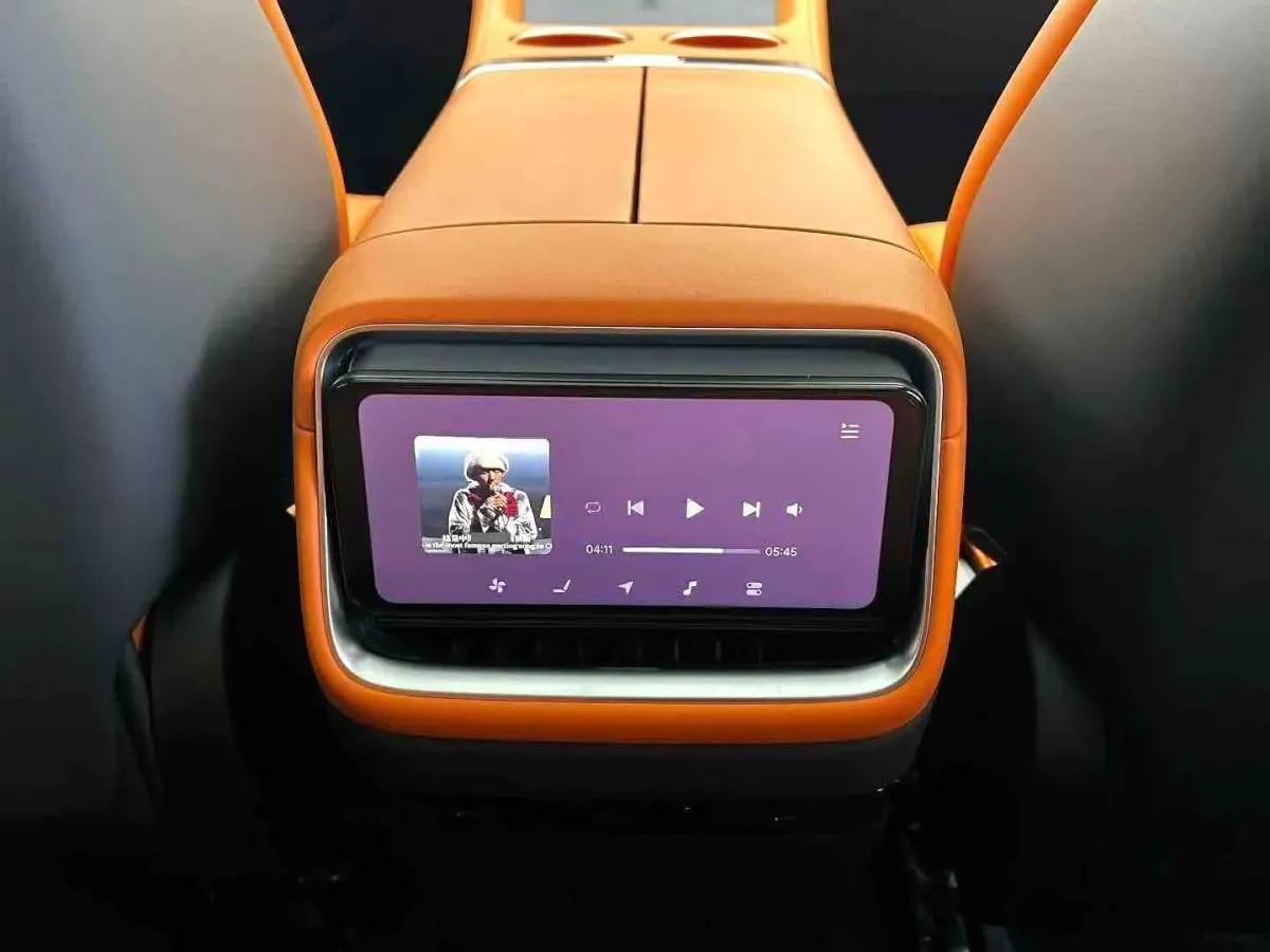 2025 Xiaomi YU7 BEV 96.3KWH 835km image 8