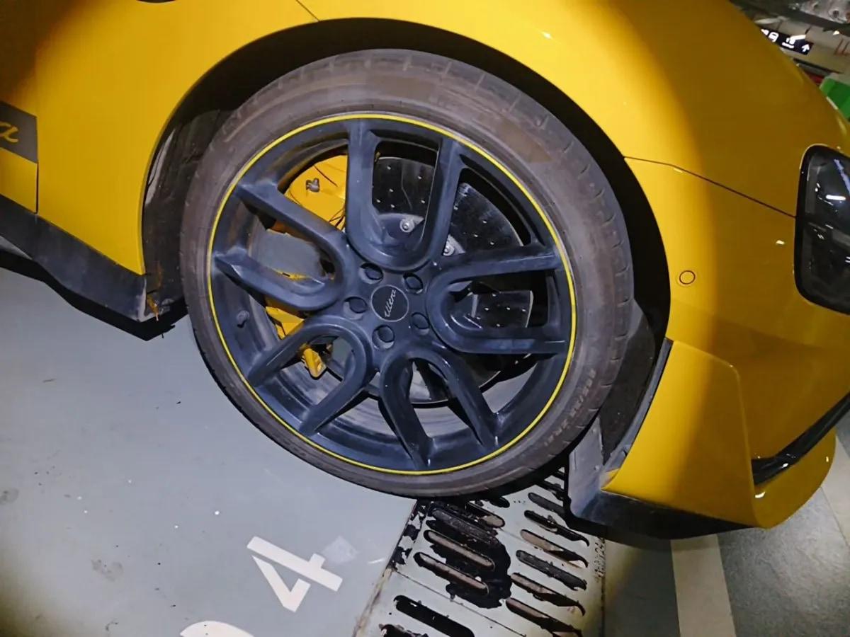 2025 Xiaomi SU7 Ultra BEV 93.7KWH 630km image 8