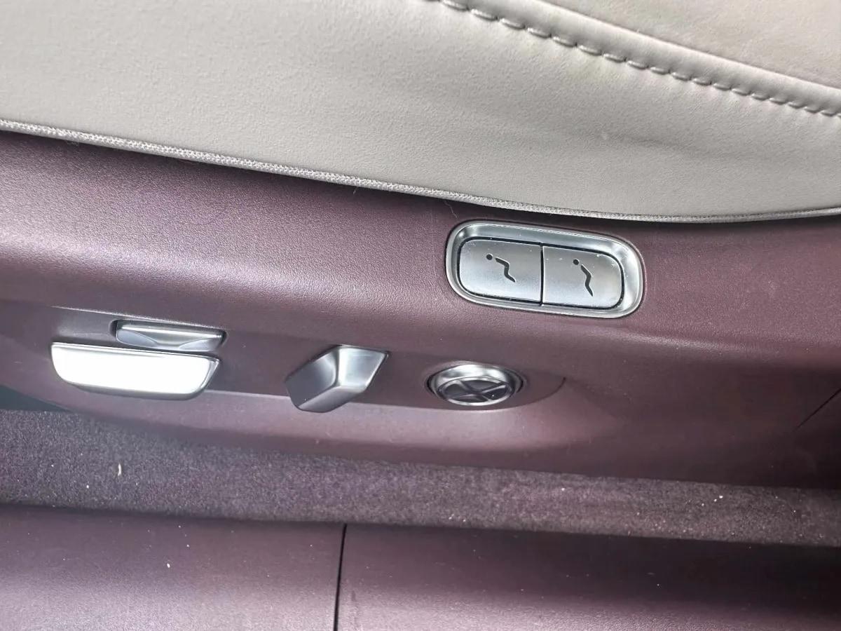 2025 Xiaomi YU7 BEV 101.7KWH image 9