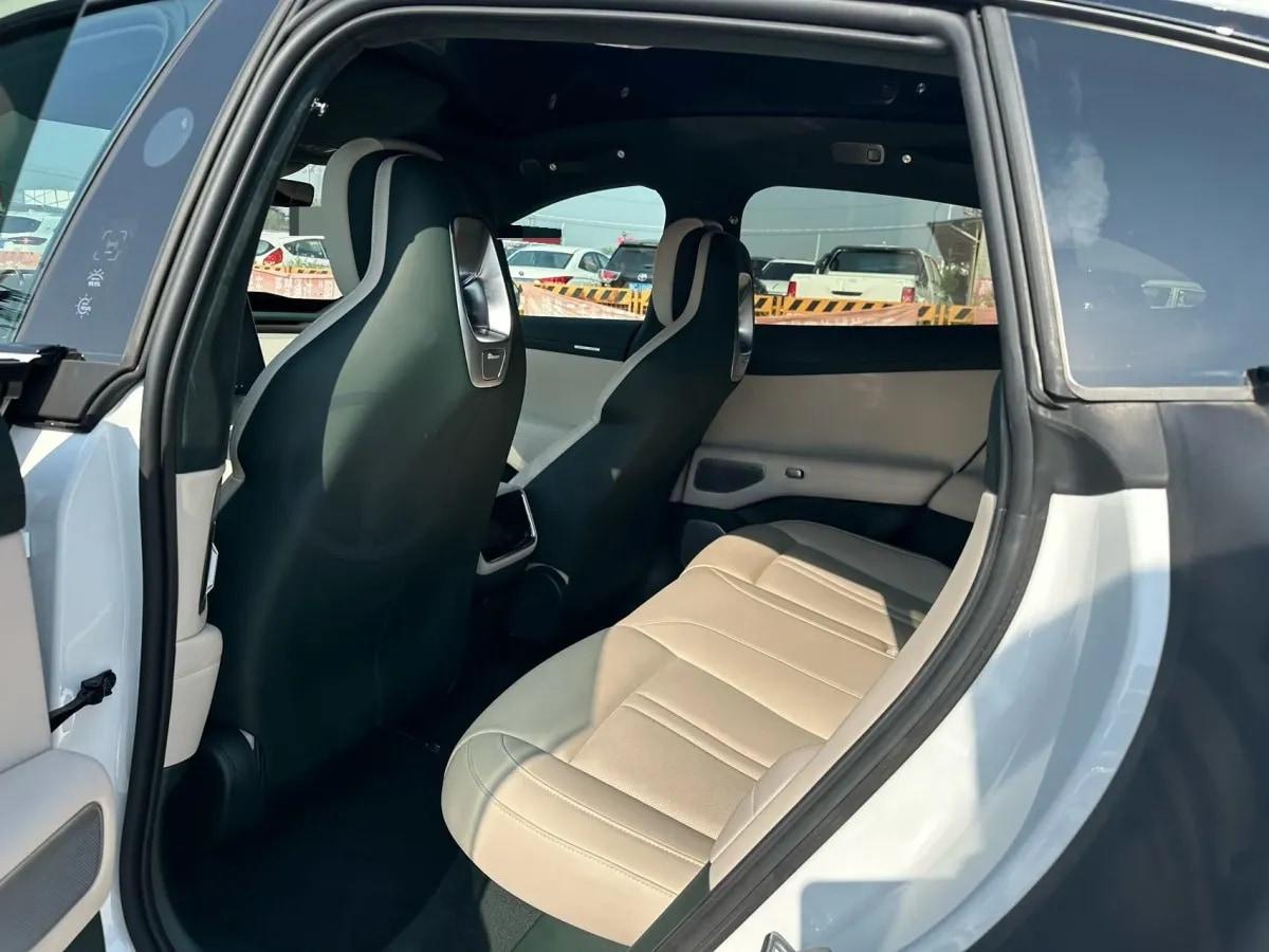 2025 Xiaomi YU7 BEV 101.7KWH image 9