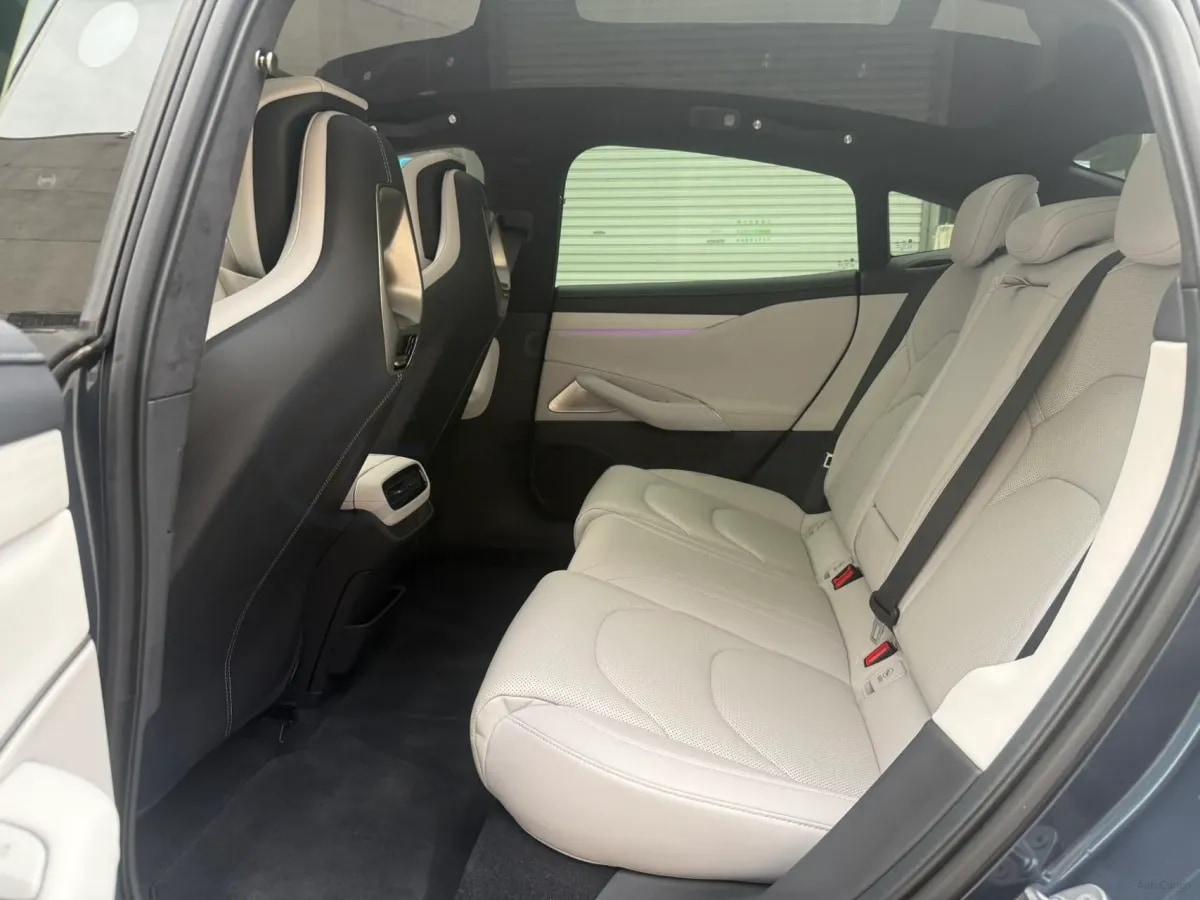 2024 Xiaomi SU7 BEV 101KWH image 9